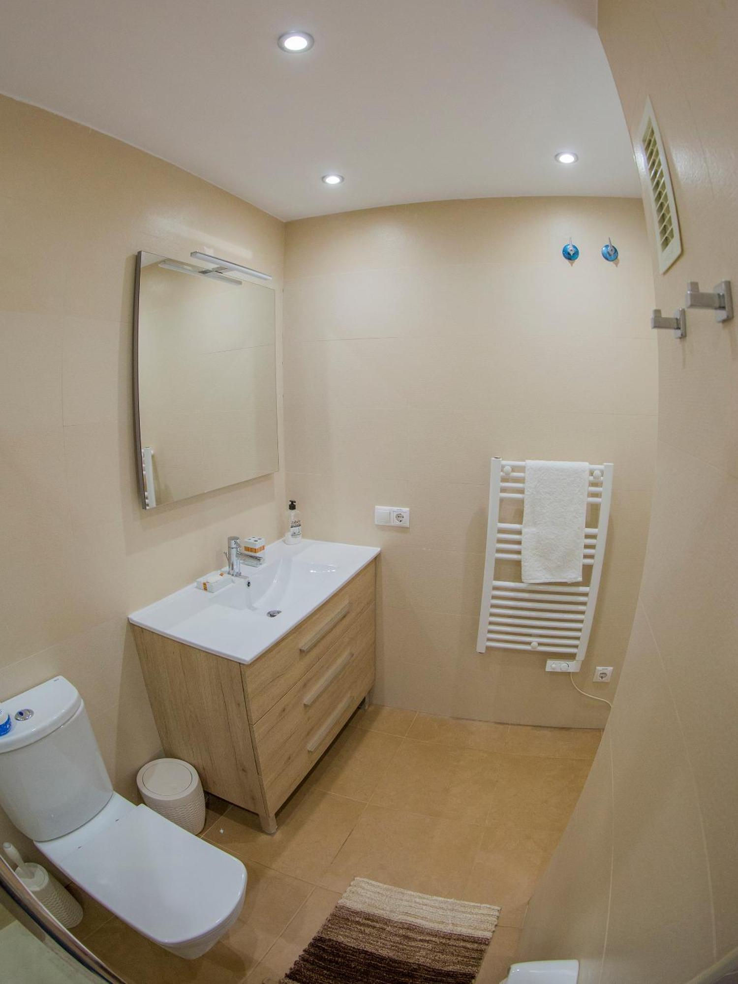 Immaculate 2-Bed Apartment In 佩戈 外观 照片